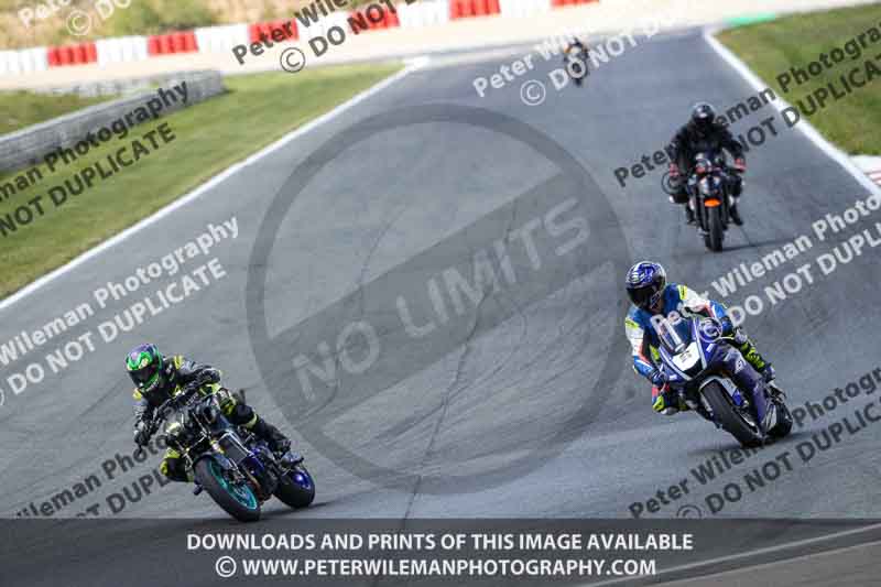 cadwell no limits trackday;cadwell park;cadwell park photographs;cadwell trackday photographs;enduro digital images;event digital images;eventdigitalimages;navarra;no limits trackdays;peter wileman photography;racing digital images;trackday digital images;trackday photos